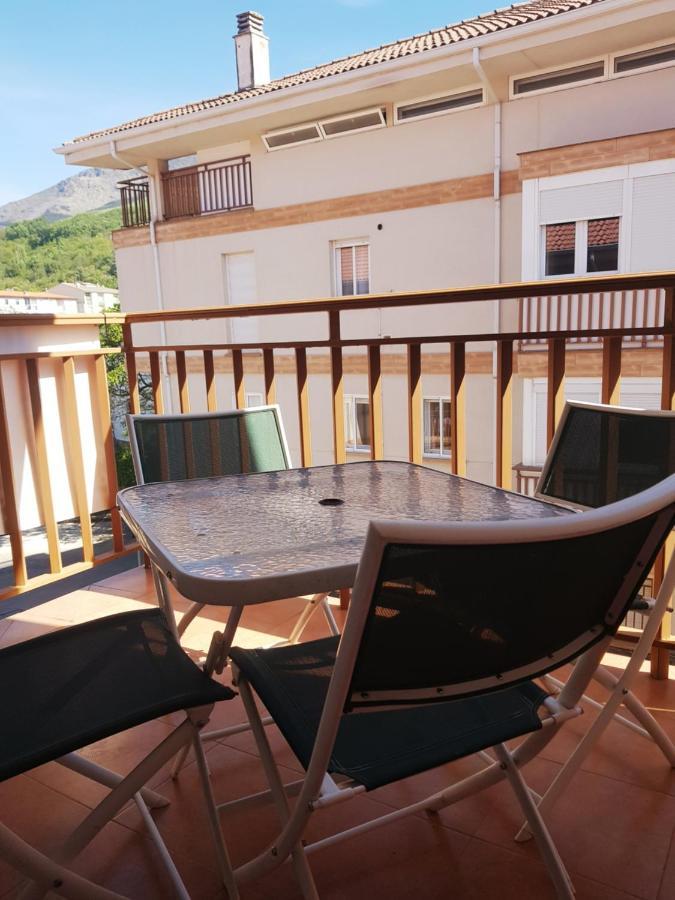 Apartamento Alhondiga Hervas Luaran gambar